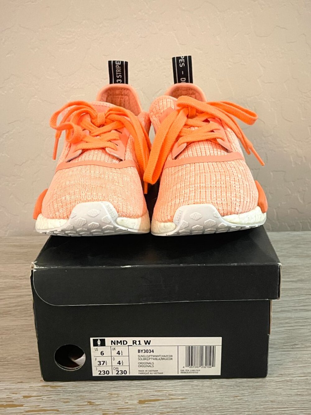 Adidas NMD R1 Athletic Shoes Sunglo Peach Pink Coral White 6 with Box - Picture 3 of 12